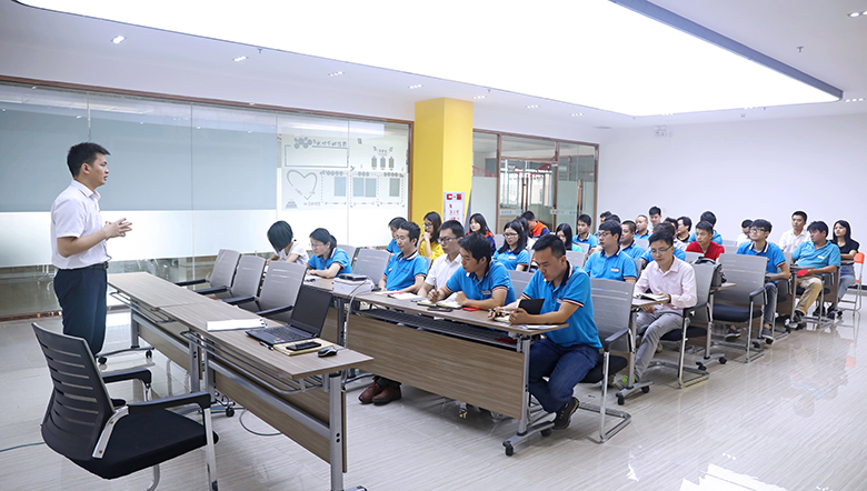 2019第一季度總結(jié)暨年終獎頒獎典禮 2019第一季度總結(jié)暨年終獎頒獎典禮