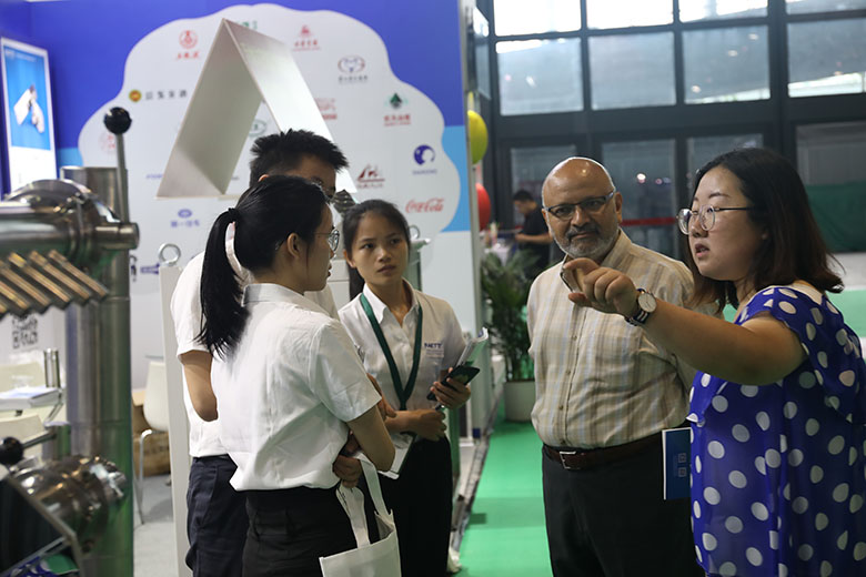 進擊上海包裝展，展現(xiàn)雷茨節(jié)能風(fēng)機之美